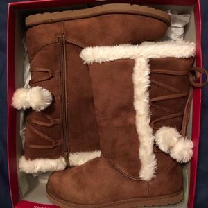 Brand new girls Size 5 boots